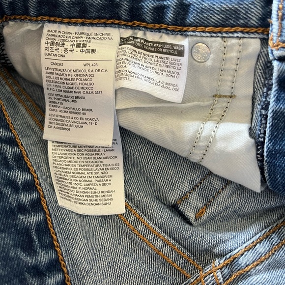 Mid rise cropped Levi jeans - Picture 4 of 7